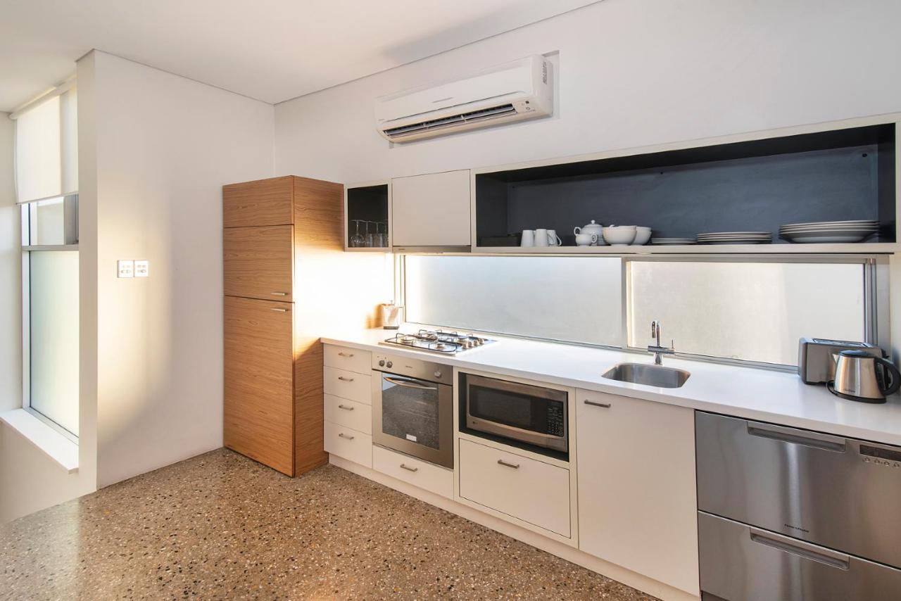 Smiths Beach Resort Yallingup Luaran gambar A modern kitchen